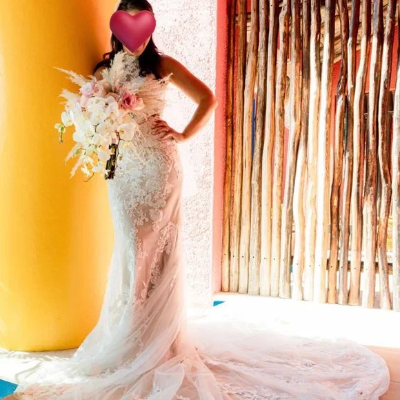 Essense of Australia Wedding Dress